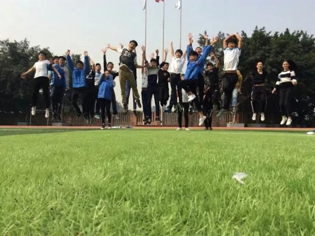 8f1a1a24e47eaa72bf843f00c0bbd5d1