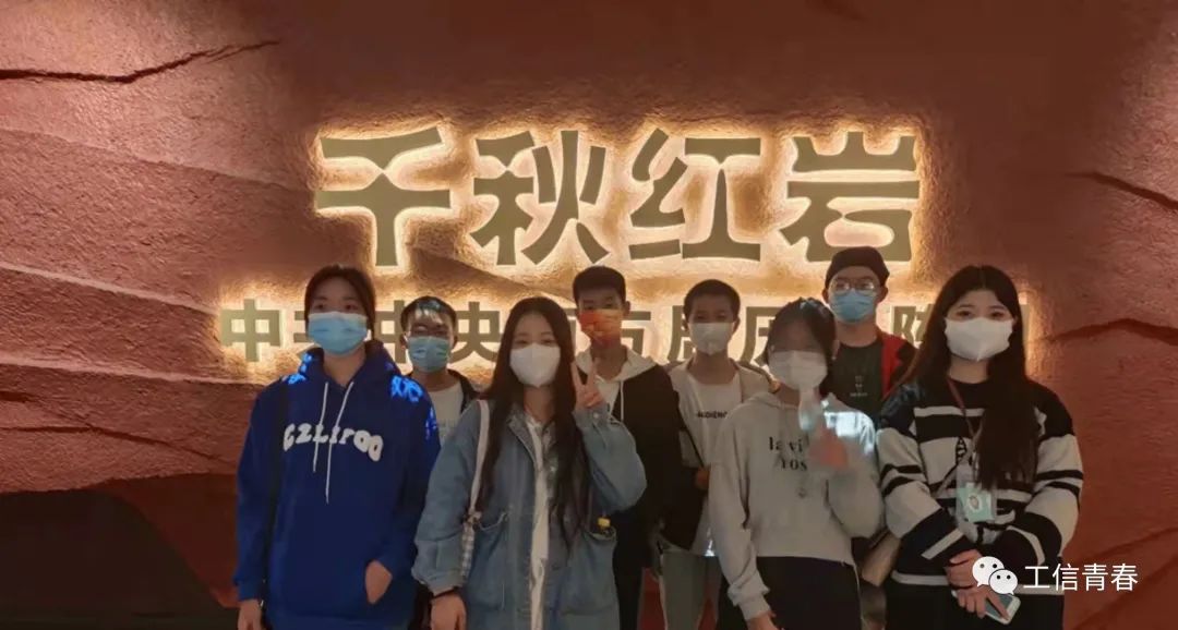 2983b2027fbc2a9b2e507daa5ca6a689