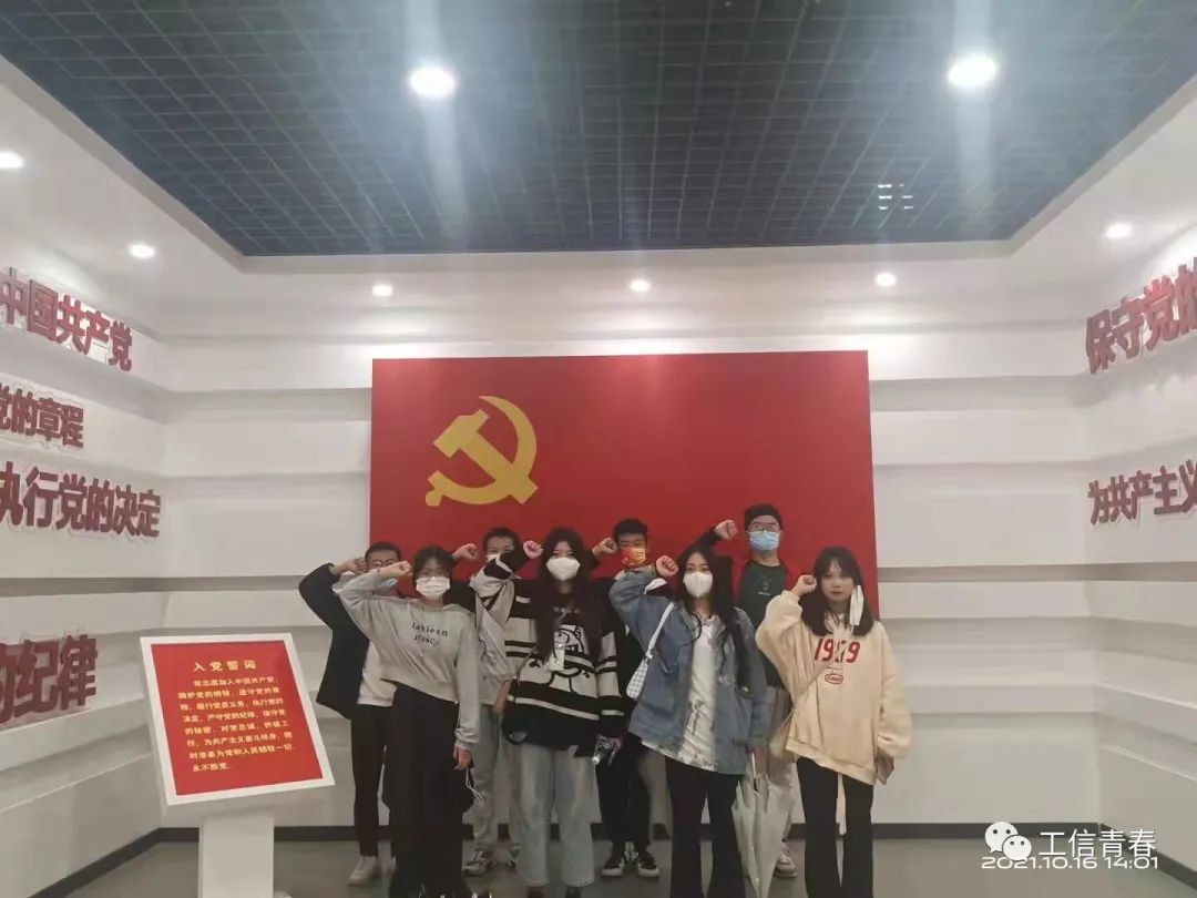 6ed587121339d900b6bd4d6485407b68